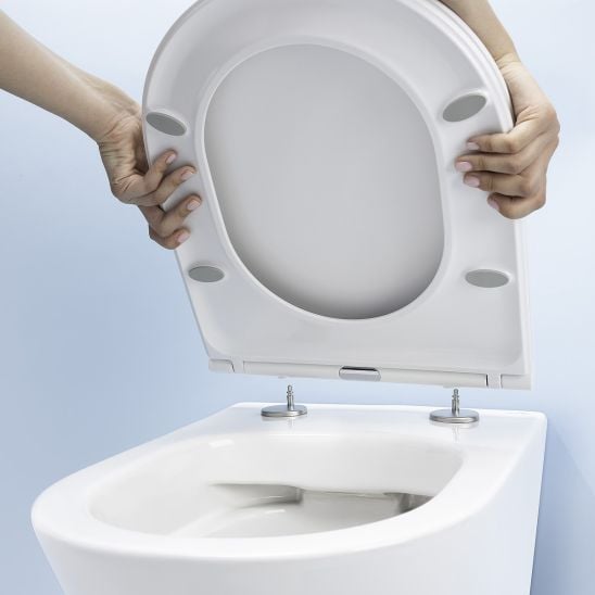 Sada záchodová mísa Oltens Vernal 42502000, podomítkový WC modul Oltens Triberg 50001000, 45104000, 57104300, 49301000
