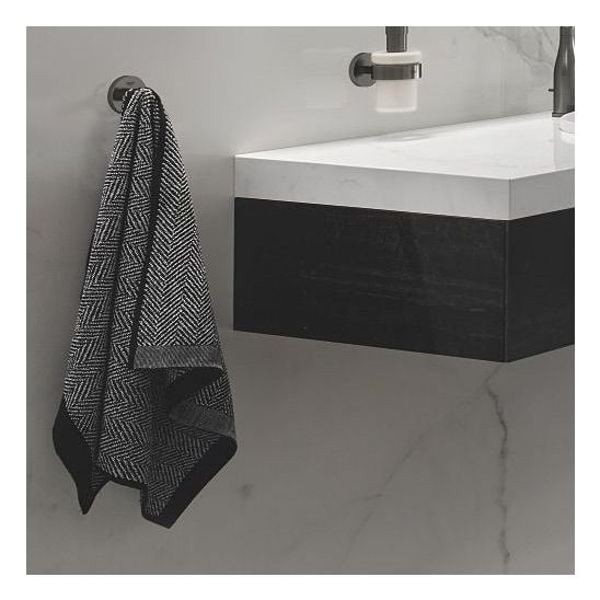Sada splachovací tlačítko Grohe Skate 38732AL0, záchodová štětka Grohe Essentials 40374AL1, 40367AL1, 40369AL1, 40365AL1, 40394AL1, 40364AL1