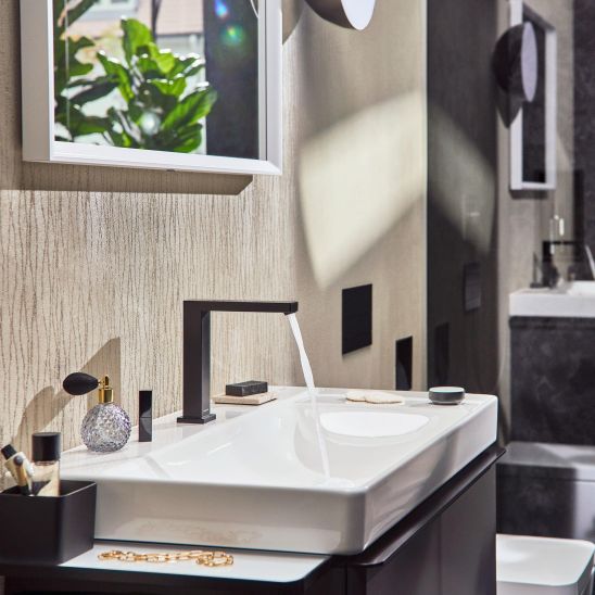 Sada skříňka Hansgrohe Xelu Q 54030670, umyvadlo Hansgrohe Xelu Q 61025450