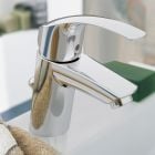 Sada umyvadlo Grohe Euro Ceramic 39324000, umyvadlová baterie Grohe Eurosmart 33265002