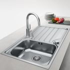 Sada ocelový dřez Franke Smart SRX 127.0720.295, kuchyňská baterie Franke Smart Glenda 115.0747.473